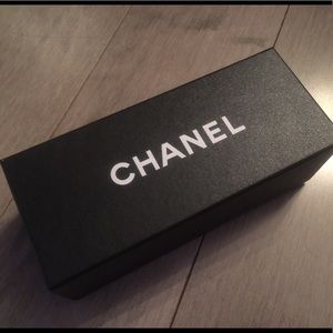 CHANEL BOX (7”L x 3”W x 2.5”H)